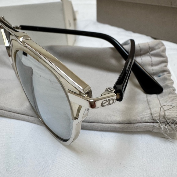 Dior So Real Palladium Mirror Silver Sunglasses - Picture 3 of 4